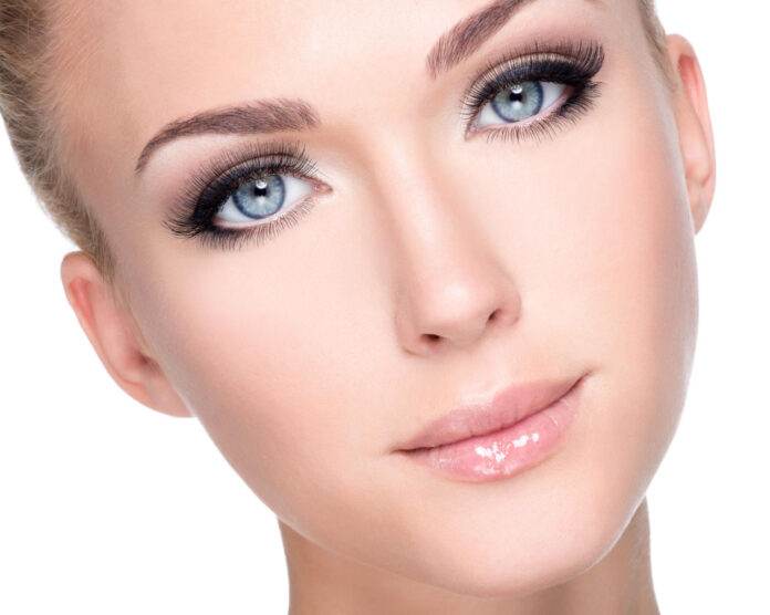 Hybrid Eyelash Extensions